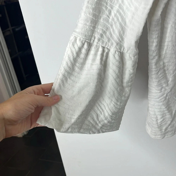 J.McLaughlin White Textured Catalina Bella Sleeve Top - Picture 3 of 5